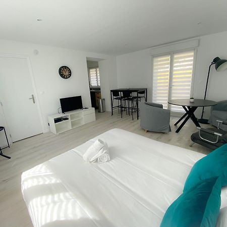 Le Vendee Apartment กาเลส์ ภายนอก รูปภาพ